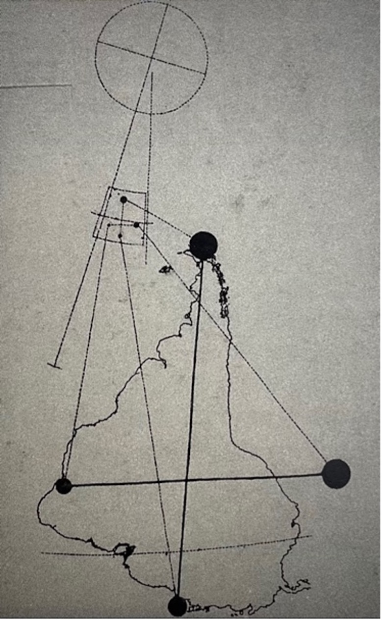Dibujo con la inversión del mapa de América y la superposición de la Cruz del Sur, creación del grupo de la Escuela de Arquitectura de Valparaíso, según “la tesis del propio norte”. Reproducido en Amereida Volumen 1, 35.